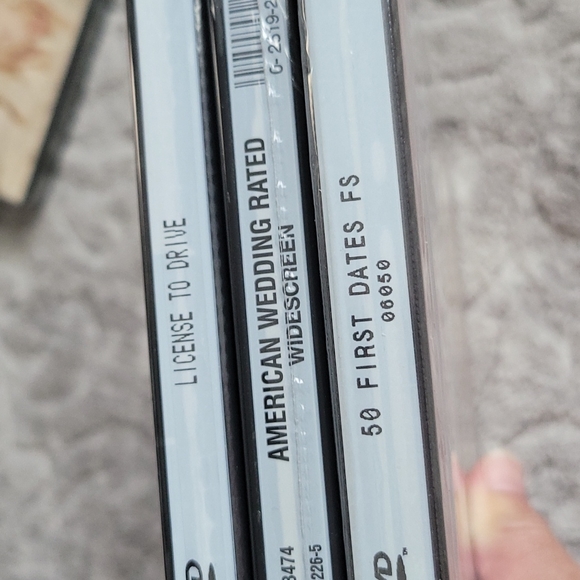 DVD 📀  Bundle - Picture 8 of 8